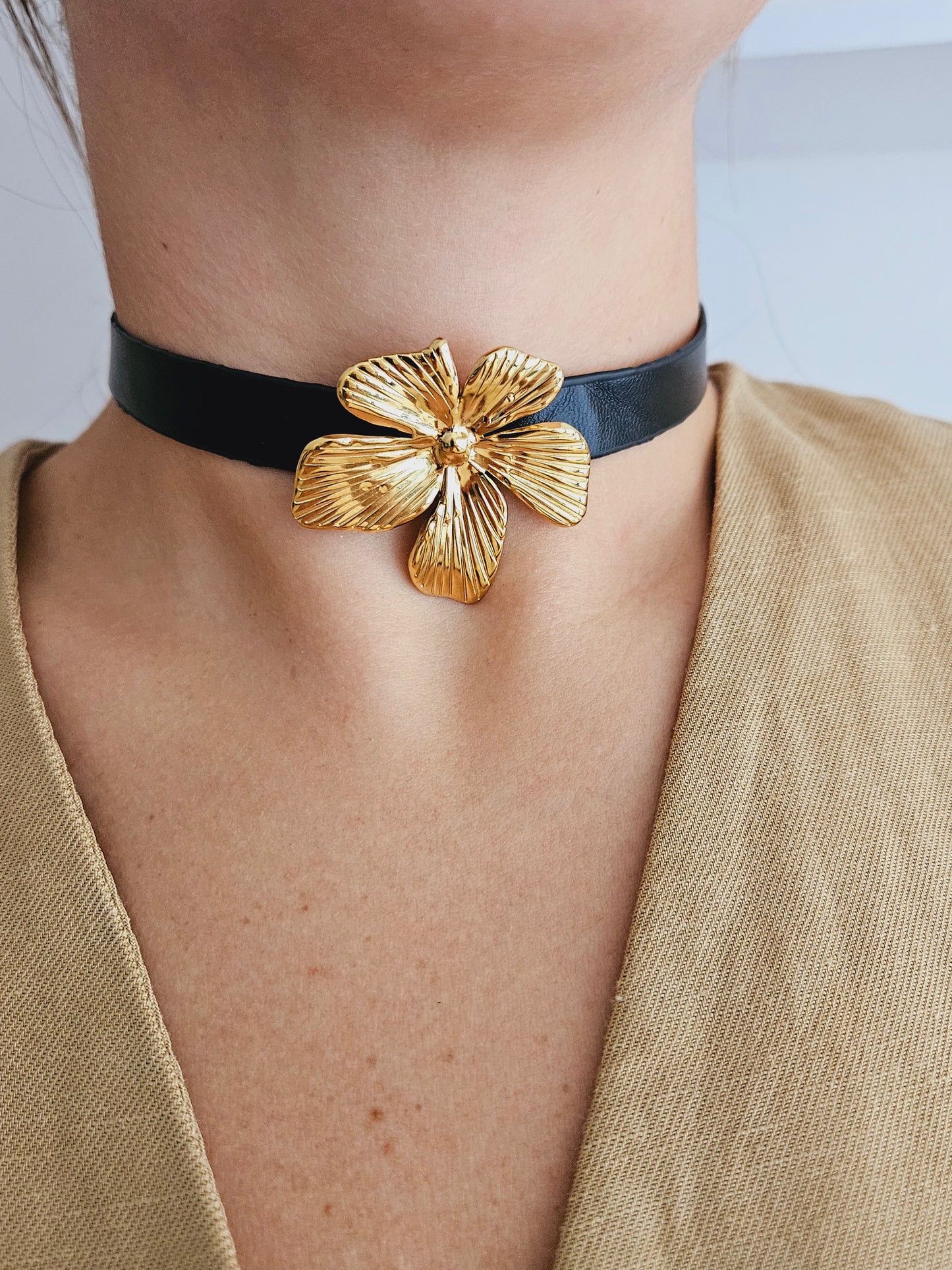 Choker Big Flower