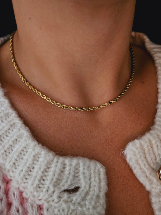 Collana Attorcigliata